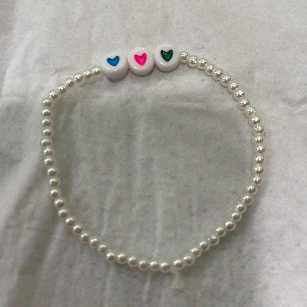 Homemade SUPER cute three hearts Pearl stretchy bracelet